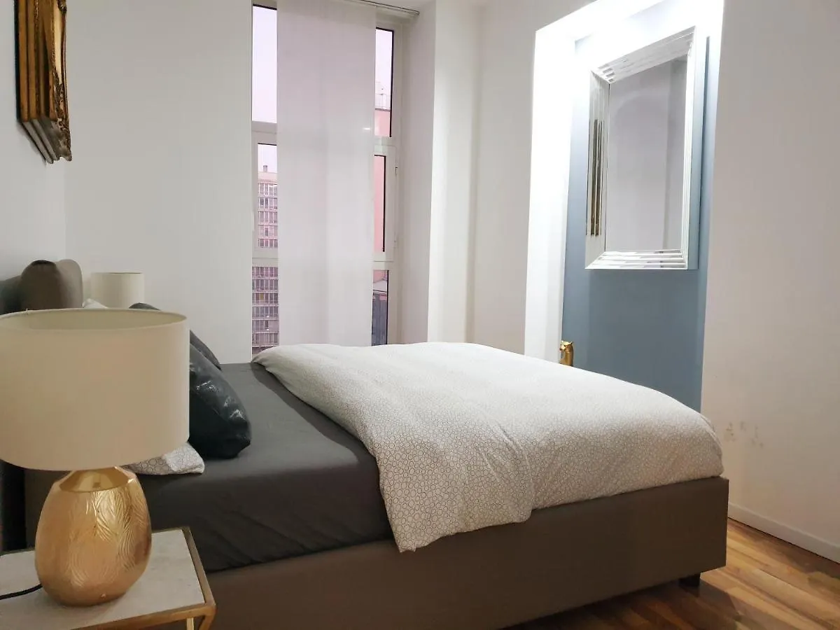 Apartamento Michelangelo 30 Milán 0*,